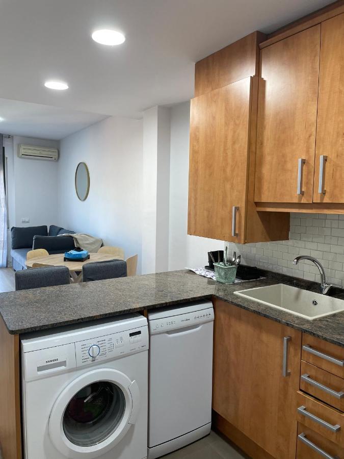 Acogedor Apartamento Vallparadis Con Parking Terrassa Luaran gambar