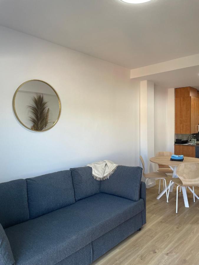 Acogedor Apartamento Vallparadis Con Parking Terrassa Luaran gambar