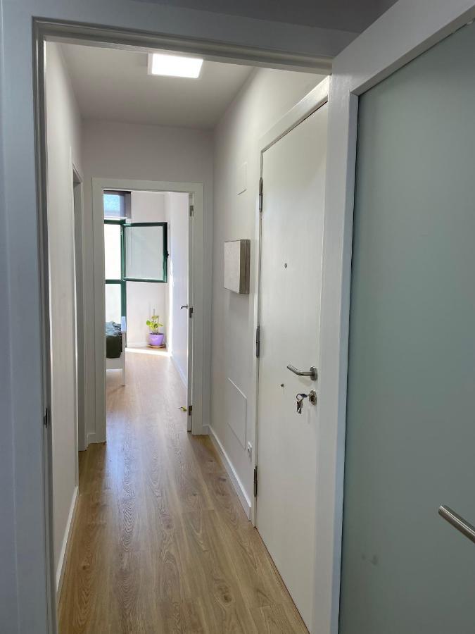Acogedor Apartamento Vallparadis Con Parking Terrassa Luaran gambar